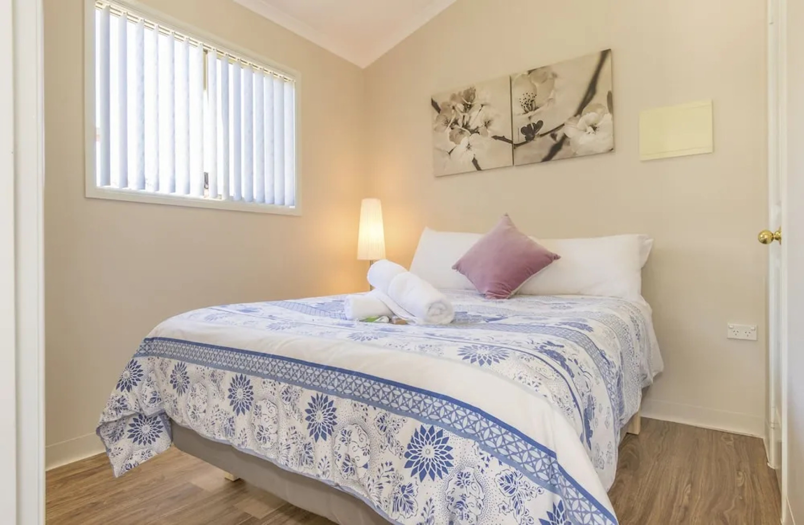 Serpentine Falls Park Home & Tourist Village