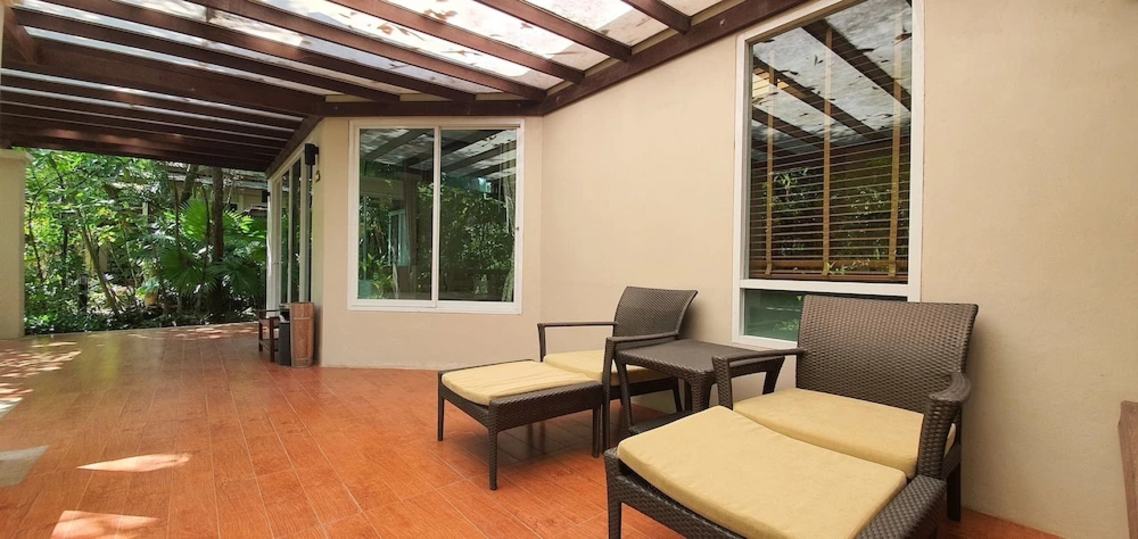 Tachawan Resort & Restaurant