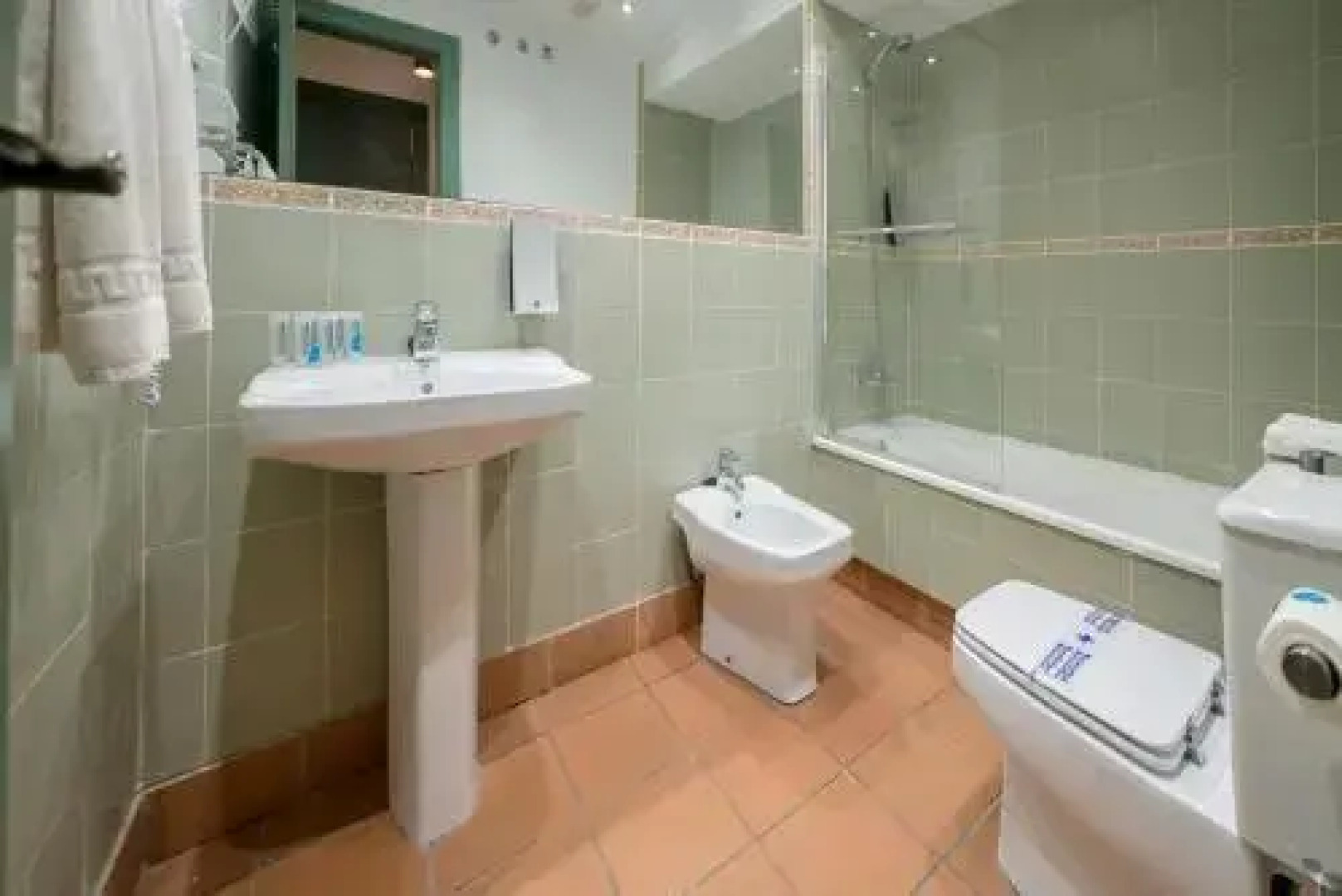 Bed and Snow Family Apartments