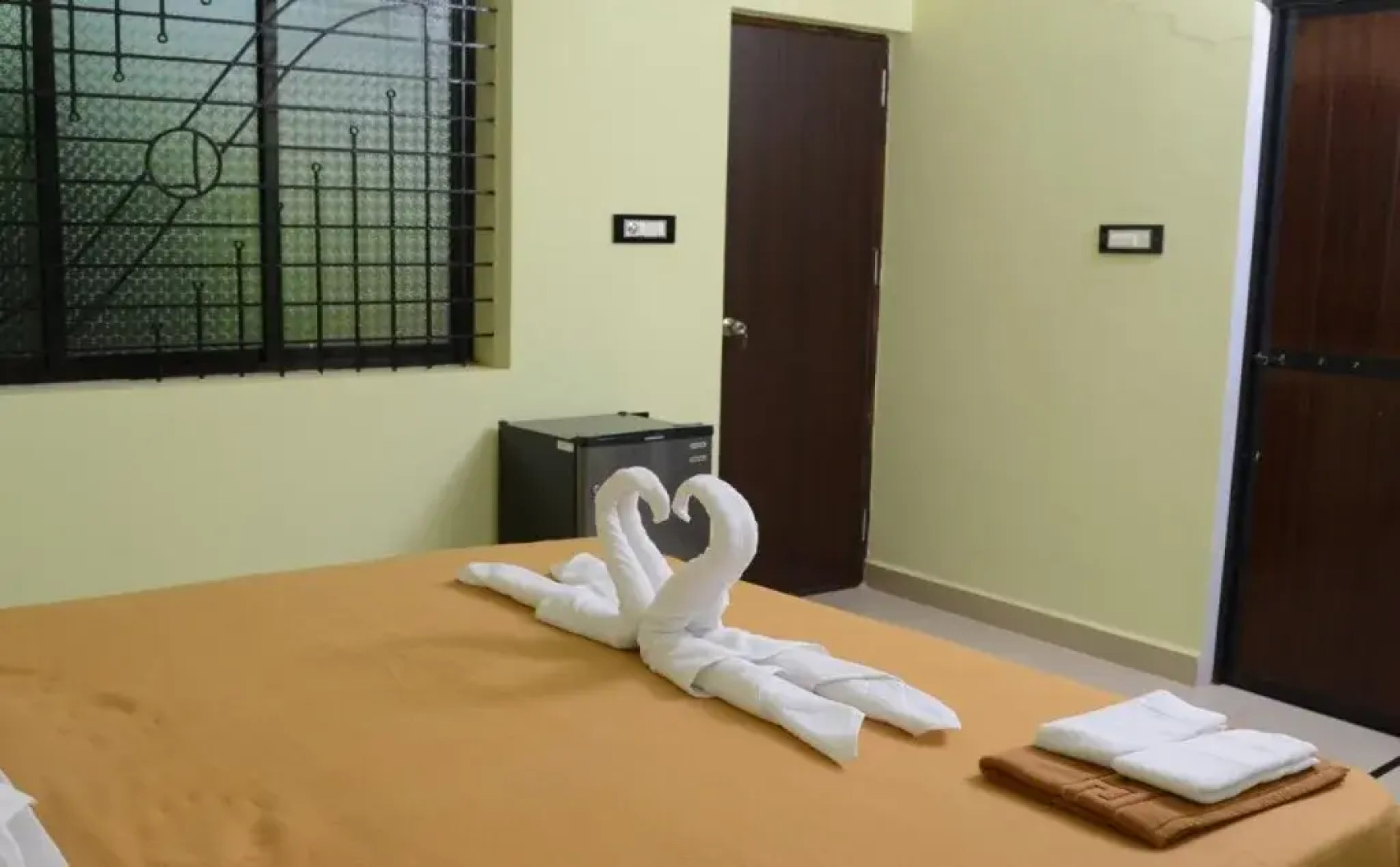 Lalit Royal guest house