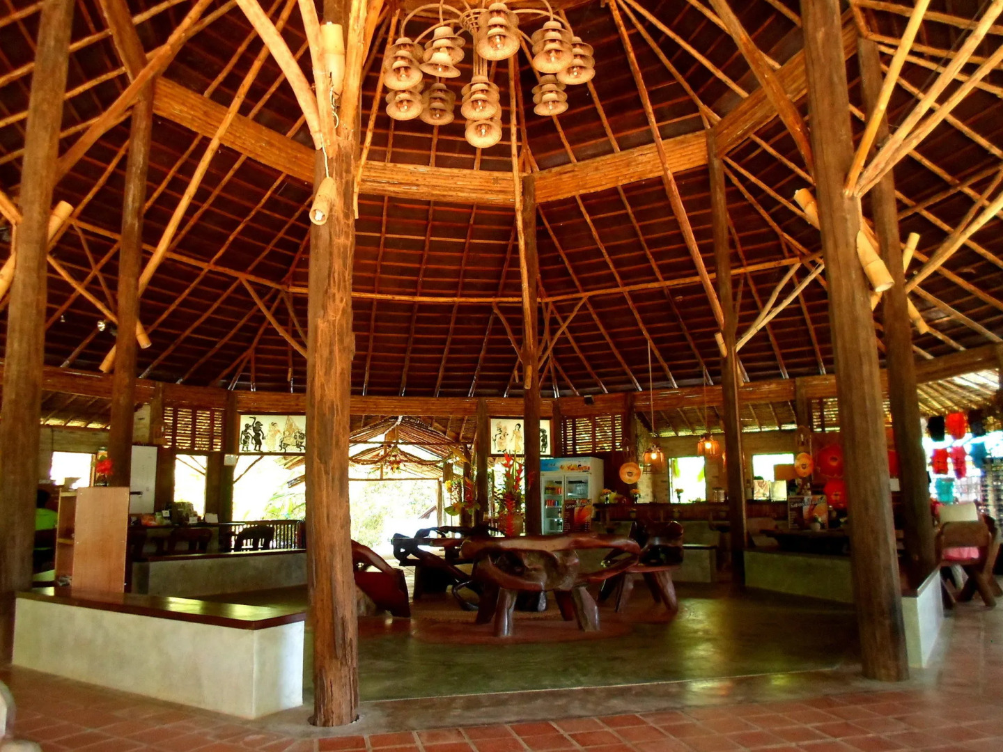 Cliff And River Jungle