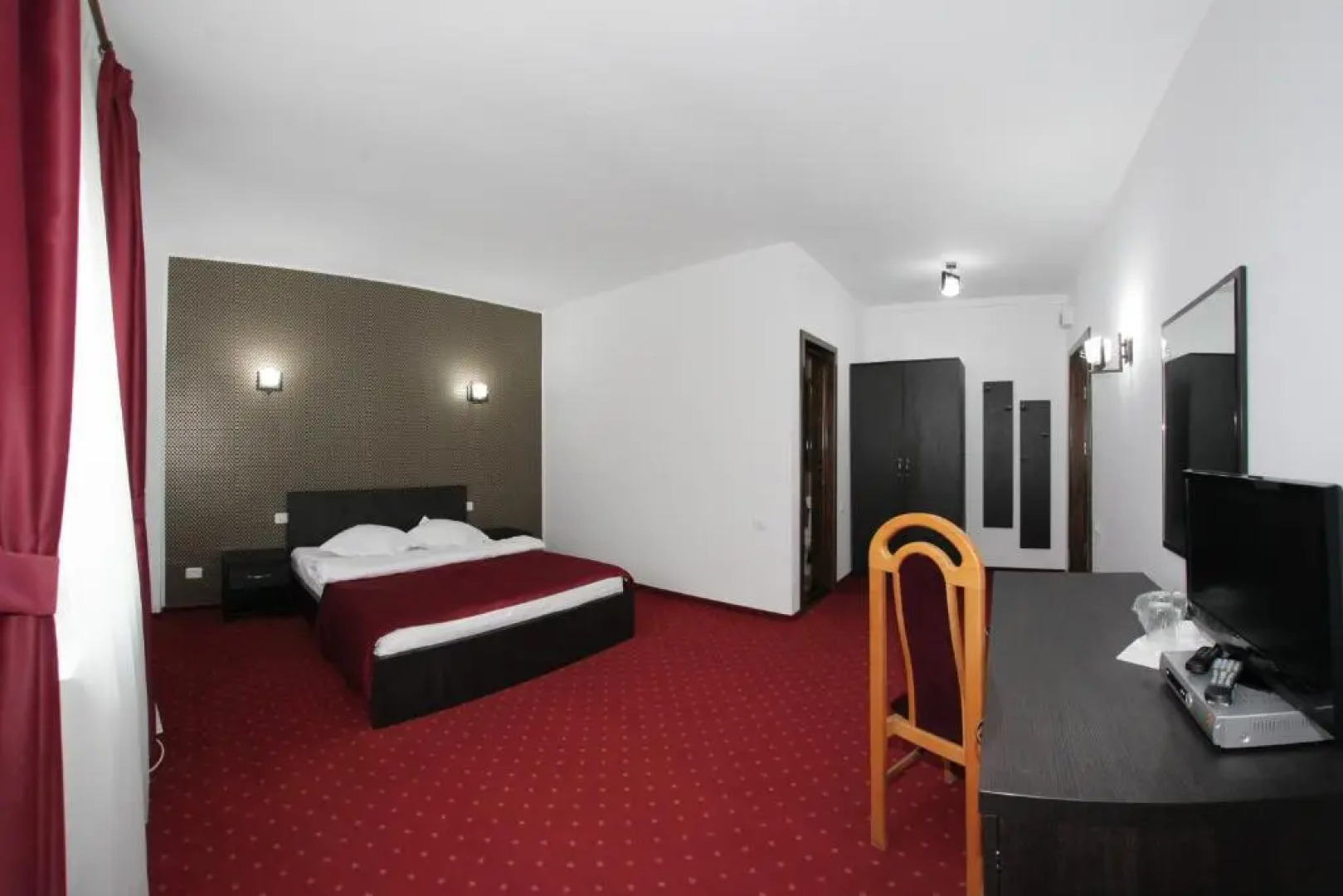 Hotel Rebis International