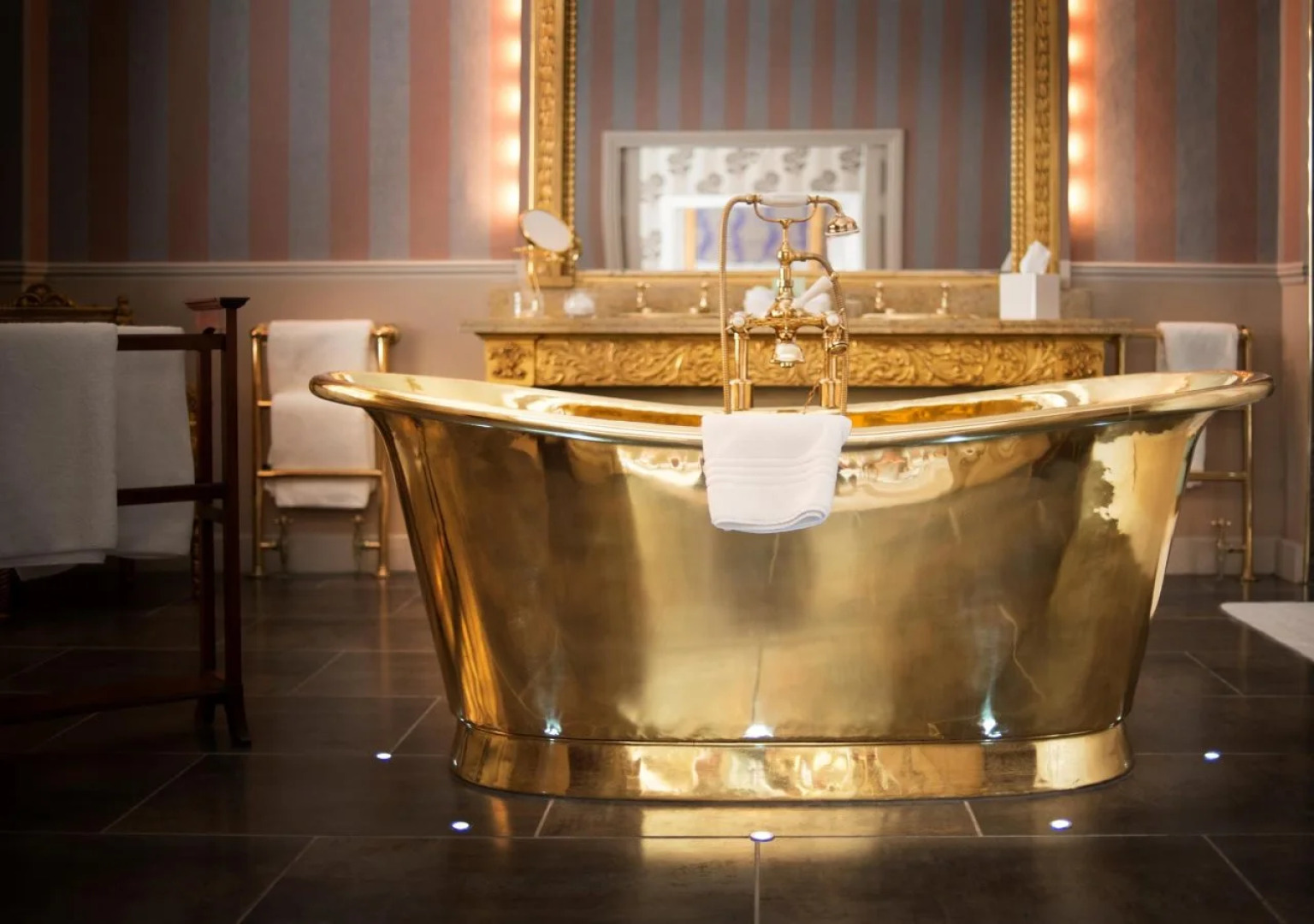 The Swan Hotel Wells