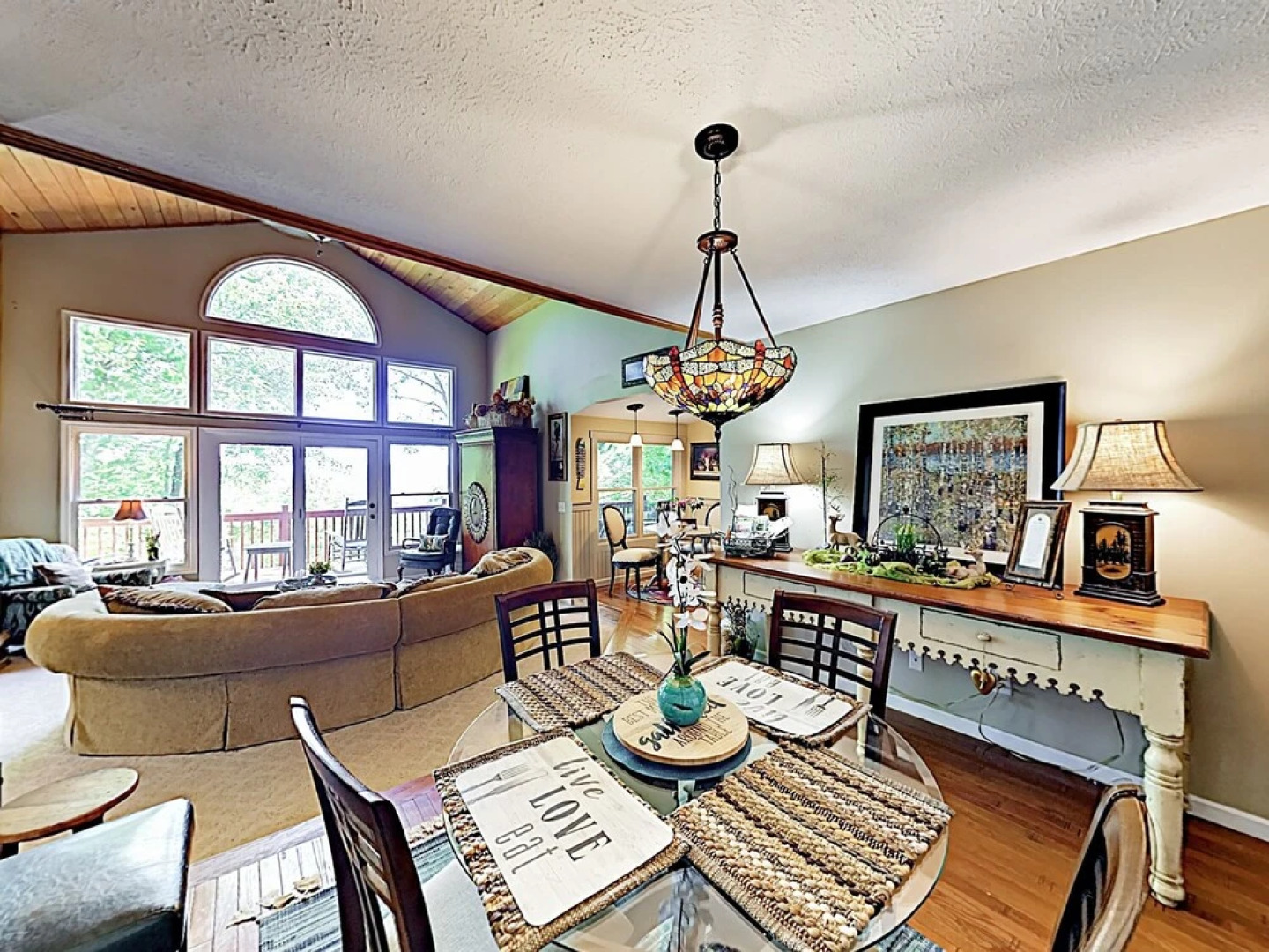 2637 Pisgah Forest - 3 Br Home