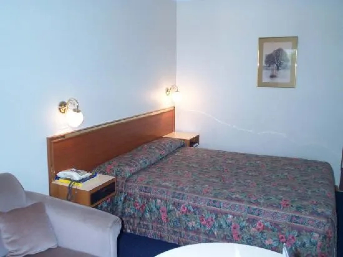 Littomore Hotel & Suites