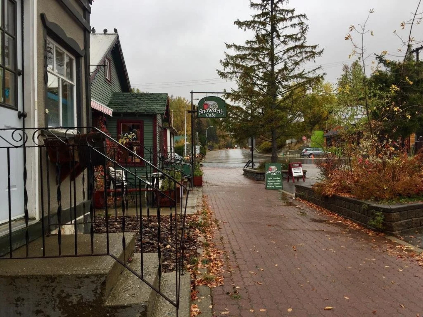 Innwest Kirkwood Inn