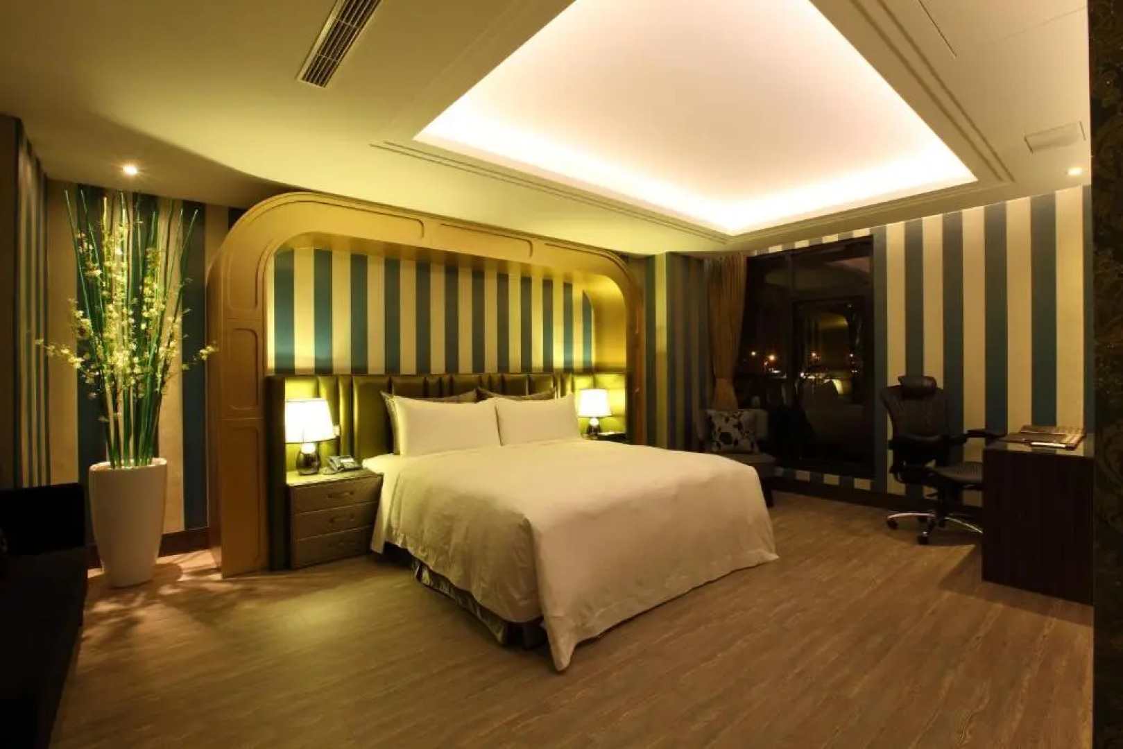 Icloud Luxury Resort and Hotel