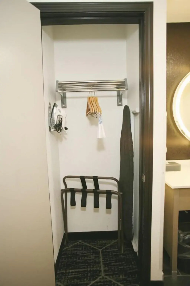 The La Quinta Inn Des Moines West Clive