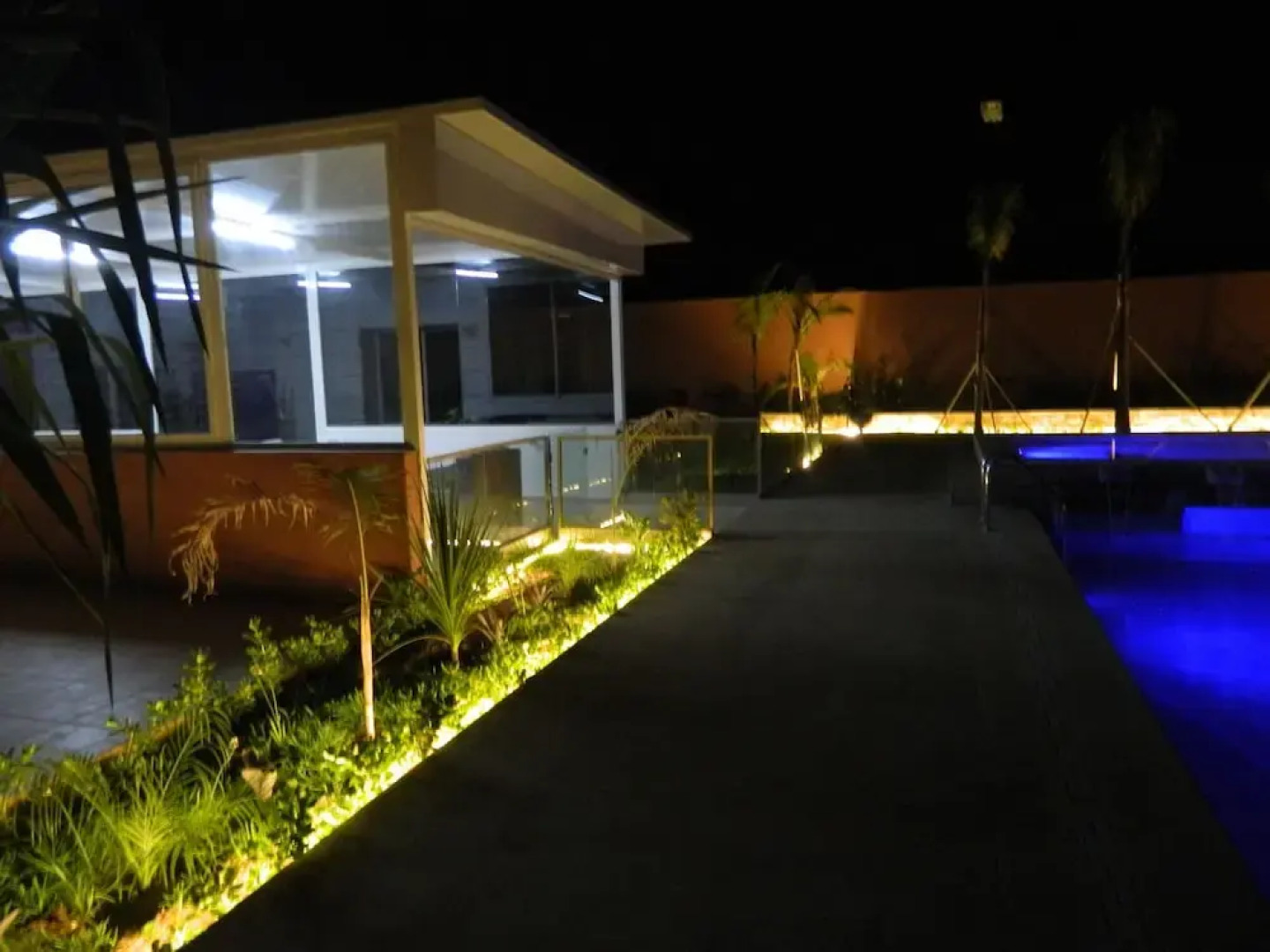 Villa Rabat Pool And Tennis