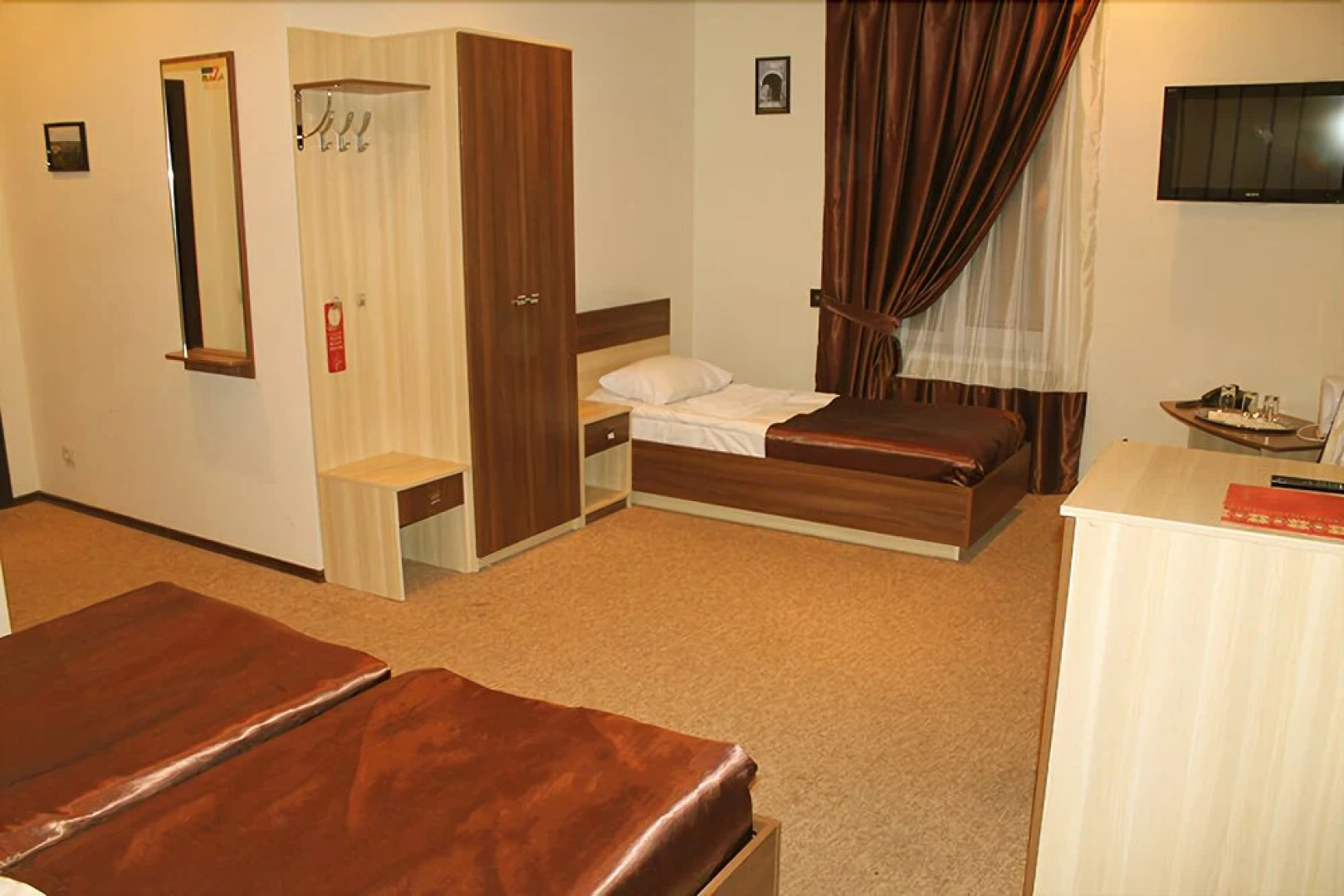 Отель Нивки Плаза