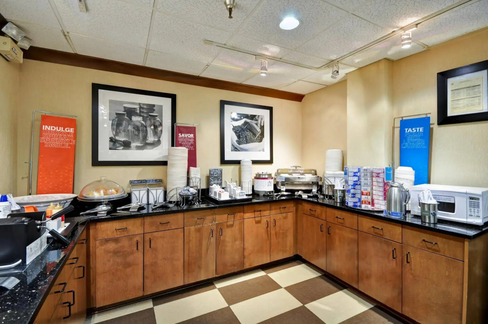 Hampton Inn Memphis-Poplar