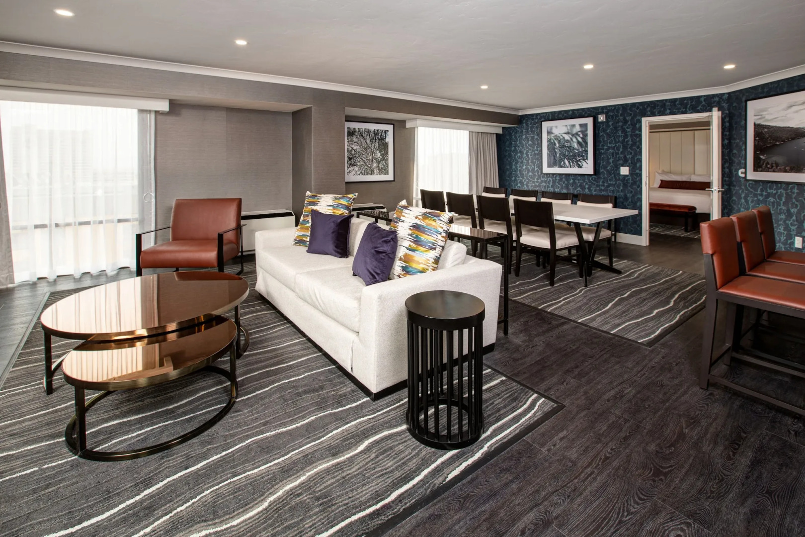 Sands Regency Casino Hotel — только для взрослых