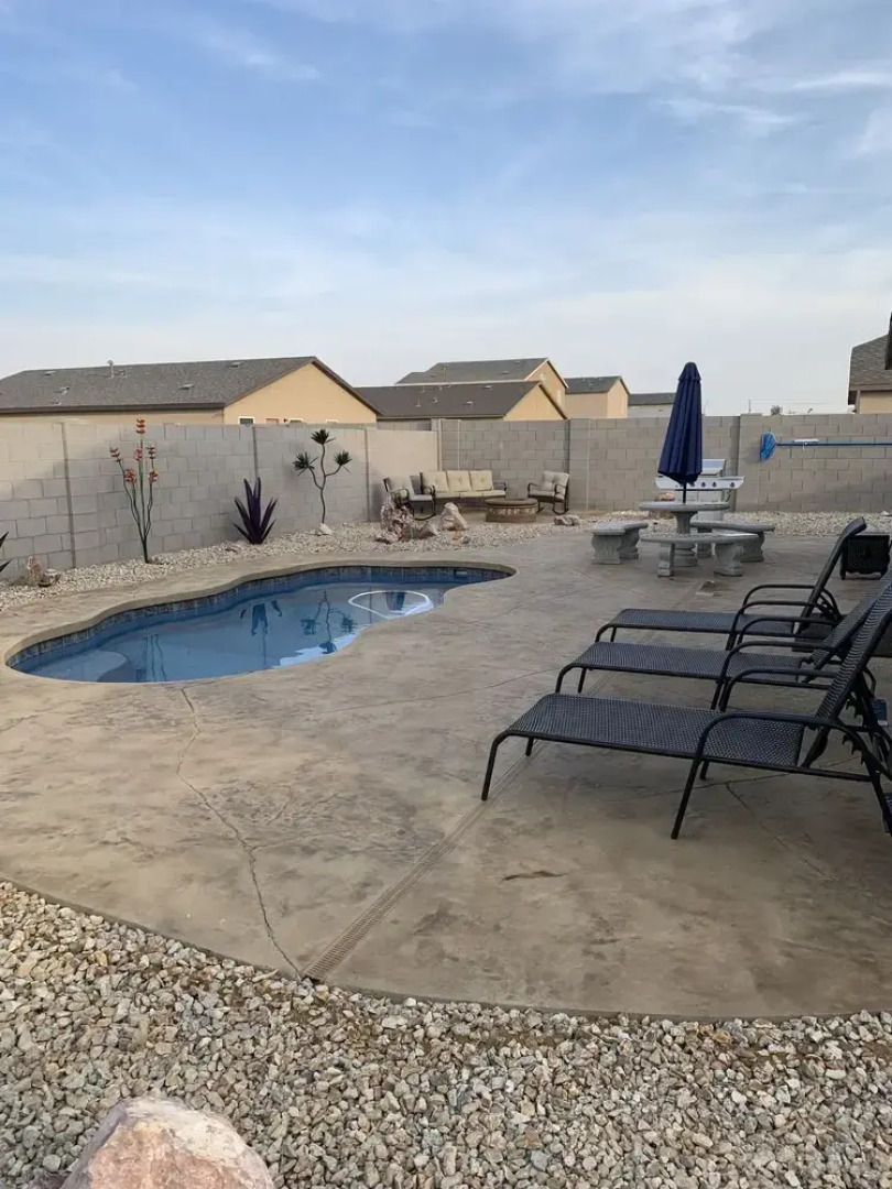 Brand New Bullheadcity Pool Home