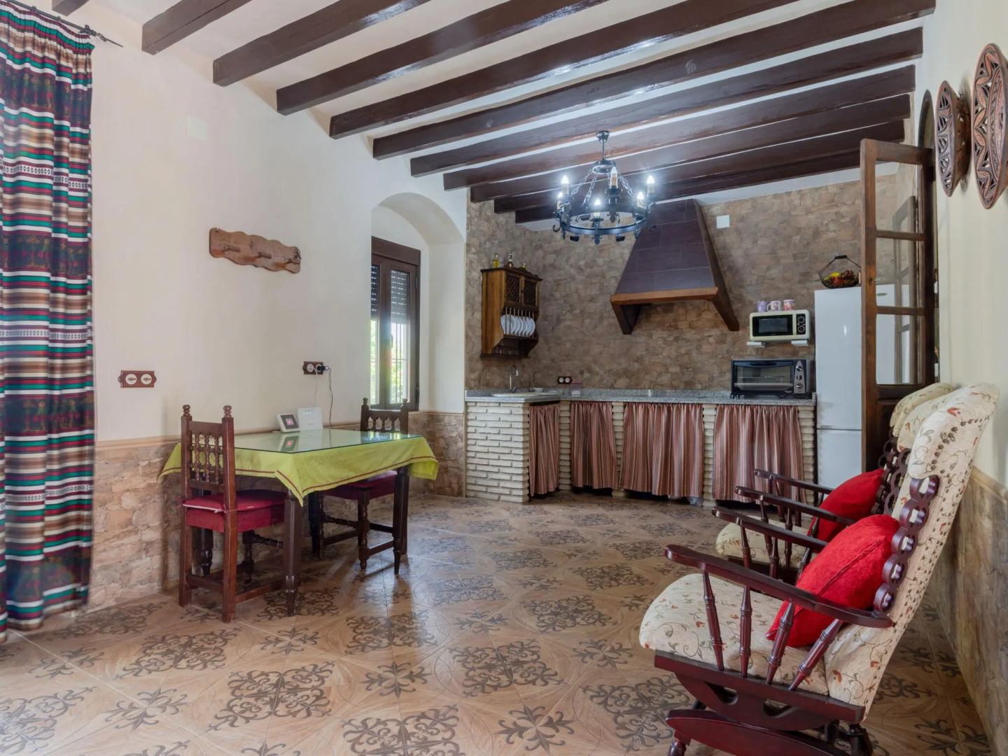 Alluring Holiday Home in Córdoba with Private Swimming Pool