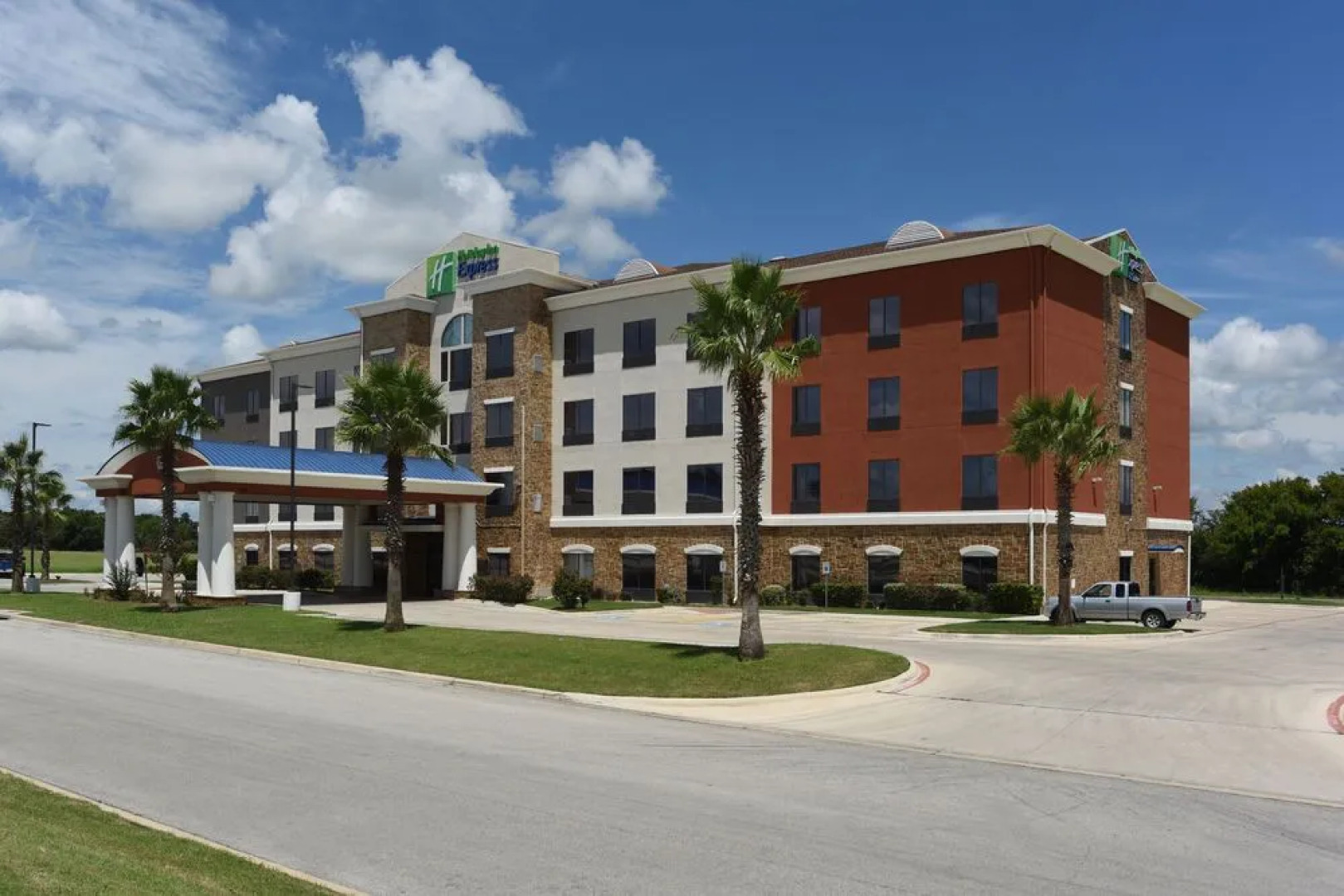 Holiday Inn Express Hotel & Suites Seguin