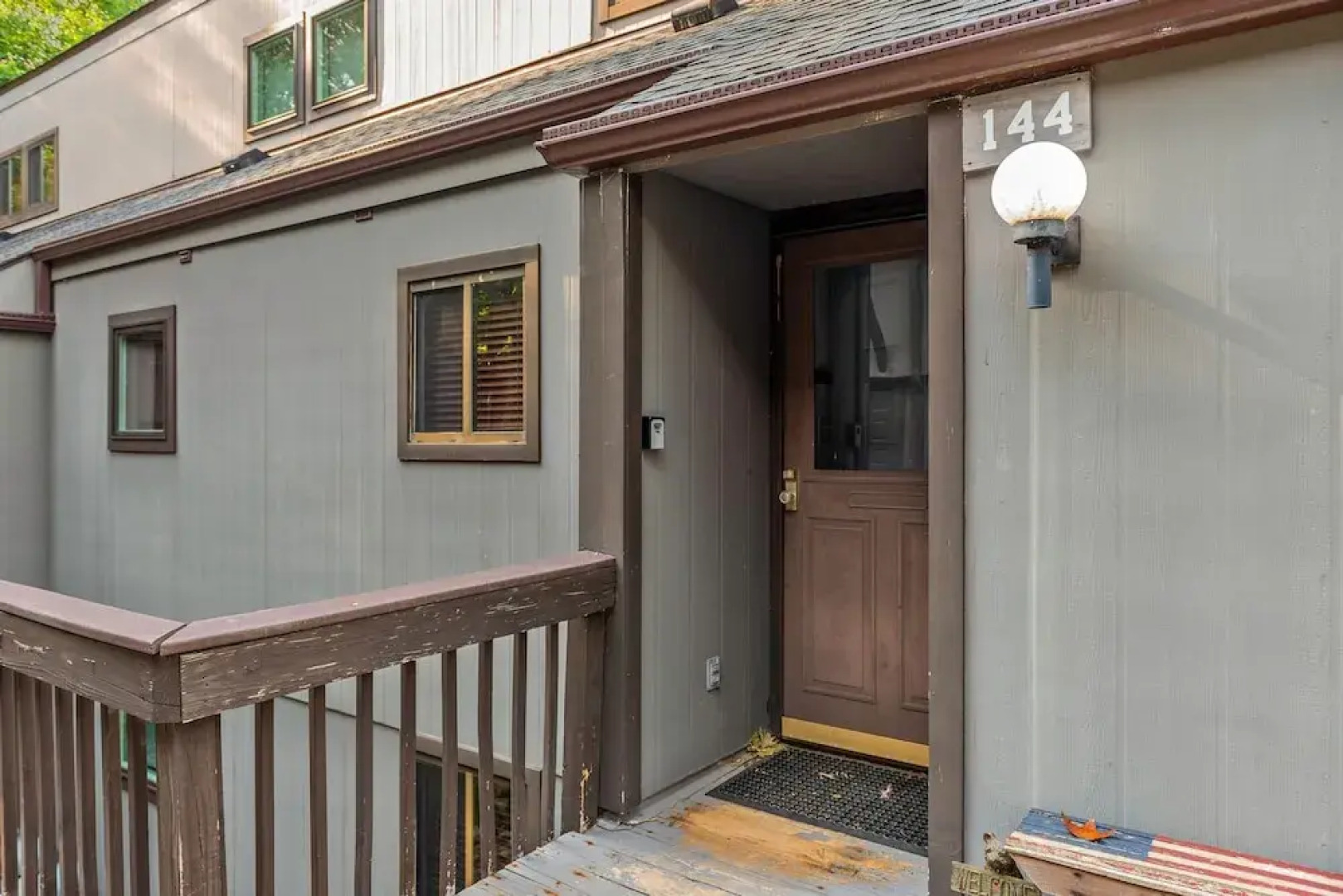 The Bear s Den by Avantstay Prime Location Renovated w Movie Game Room