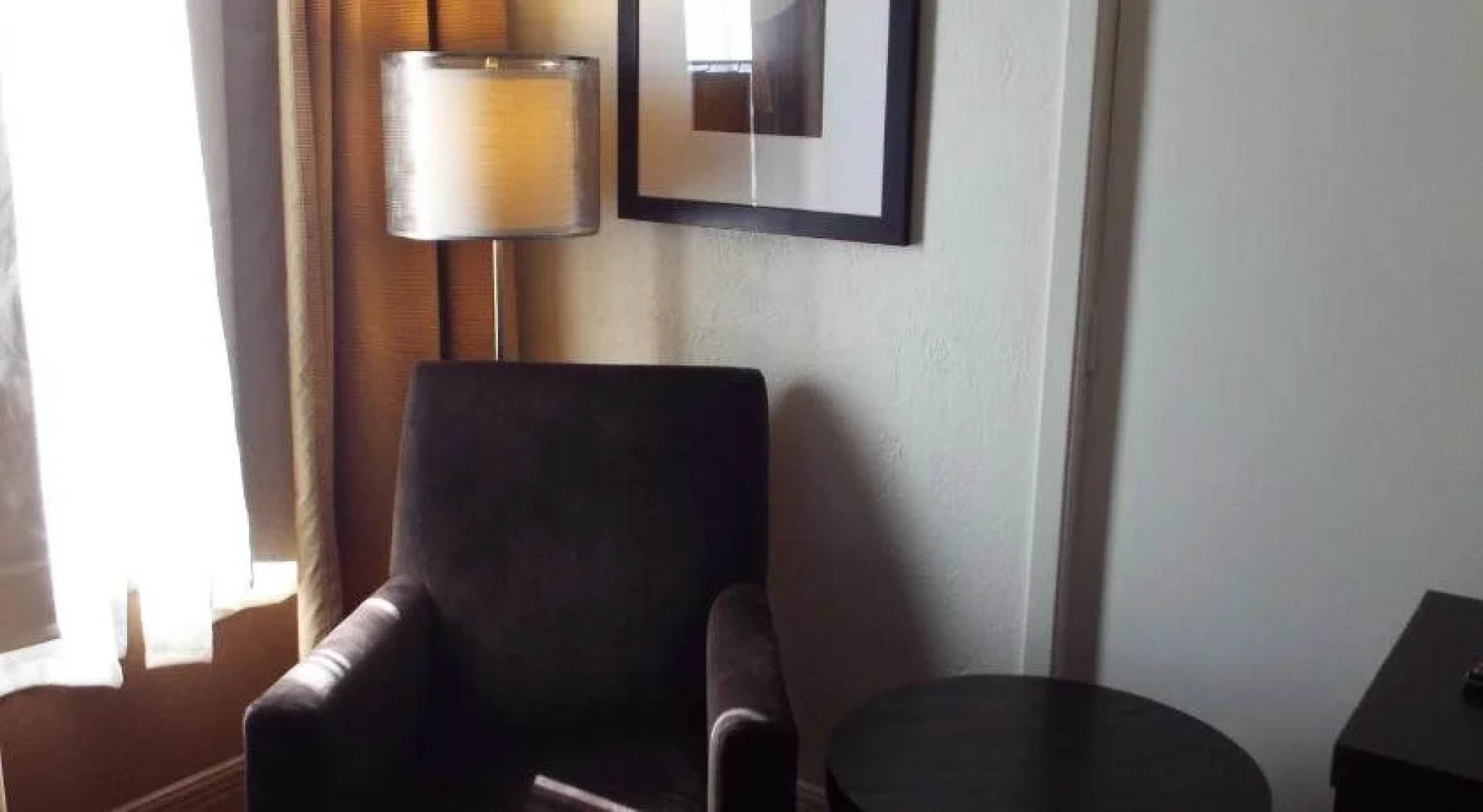 Auberge Shores Inn & Hotel