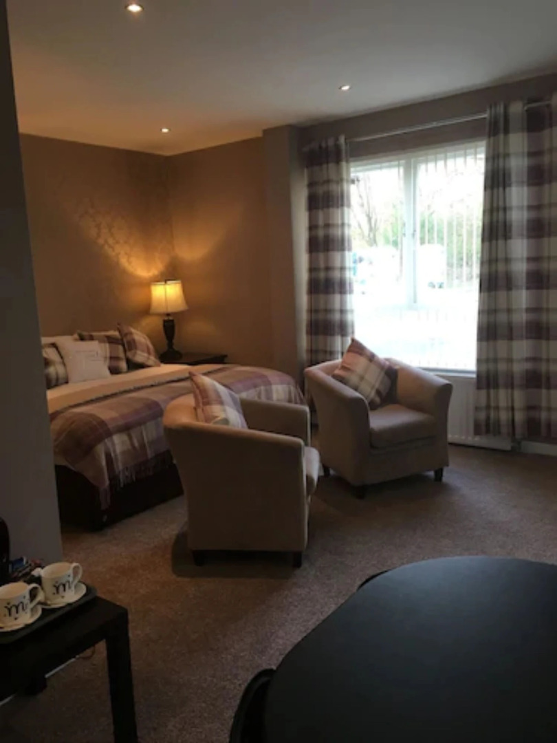 Crowwood Hotel Glasgow