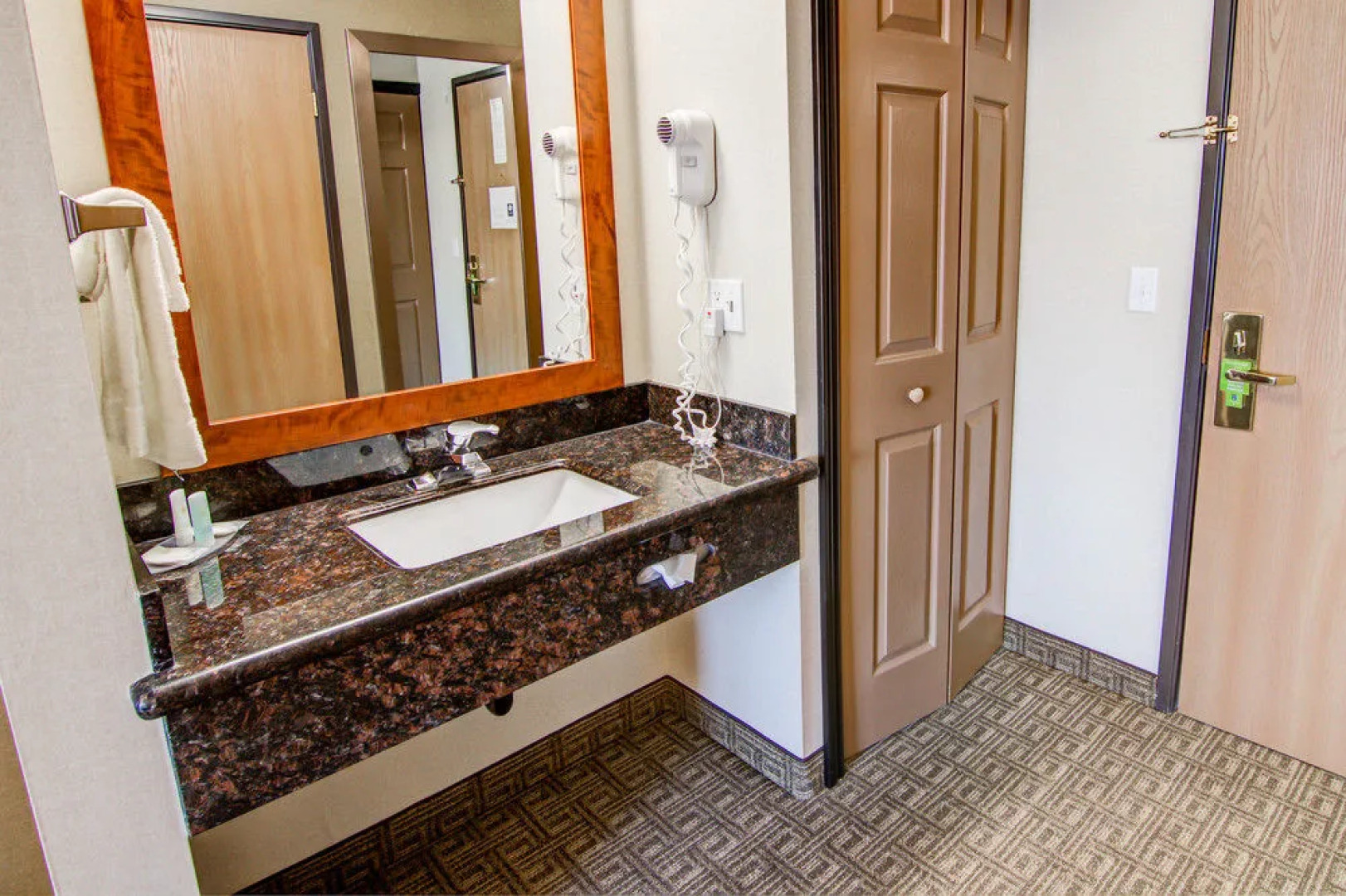 Comfort Inn & Suites Murrieta Temecula Wine Country