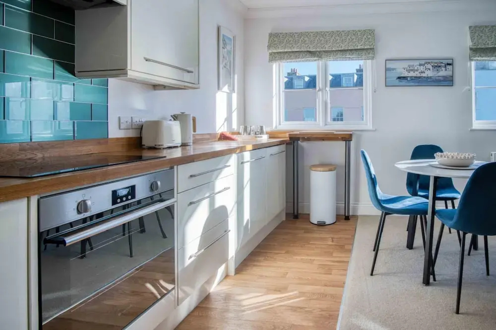 The Nook North Beach - 1 Bedroom Apartment - Tenby