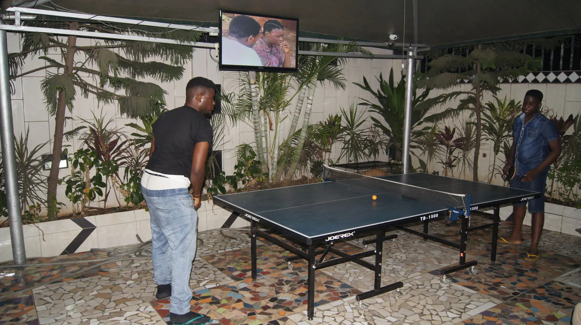 Royalview Hotel And Suites