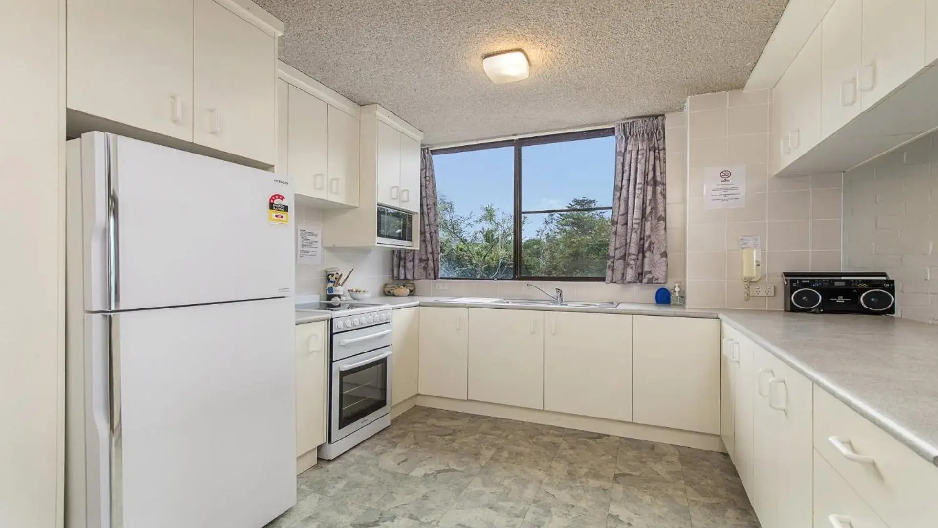 60 Beachpark Apartments - 58 Pacific Drive