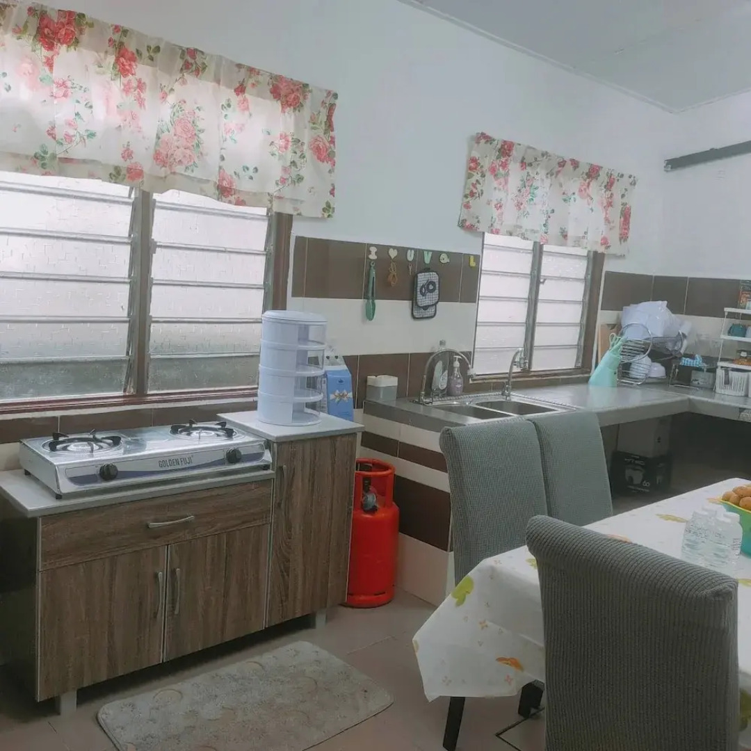 Taman Tinah Homestay