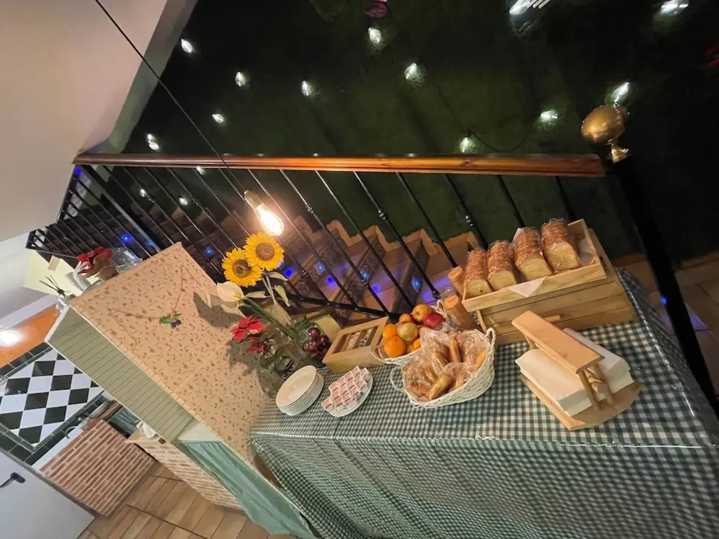 The Way Hotel & Suites