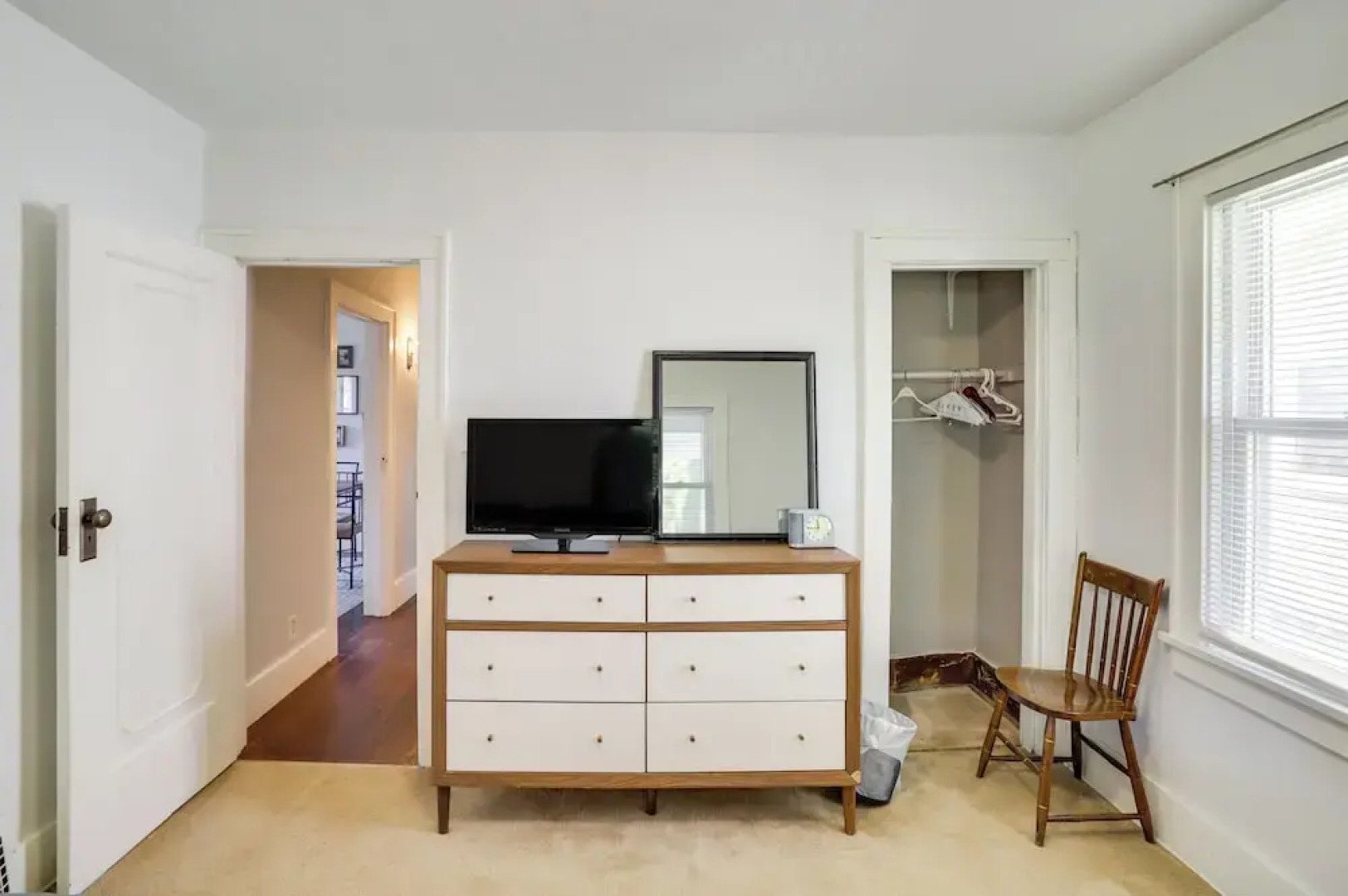 Lovely Home in South Bend: Walk to Notre Dame!