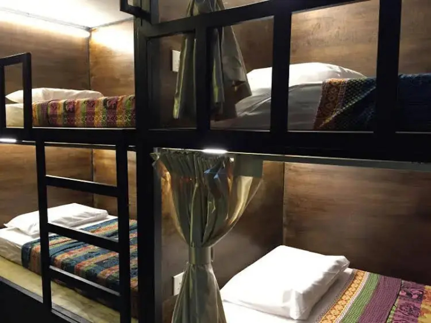 The Bunk - Hostel