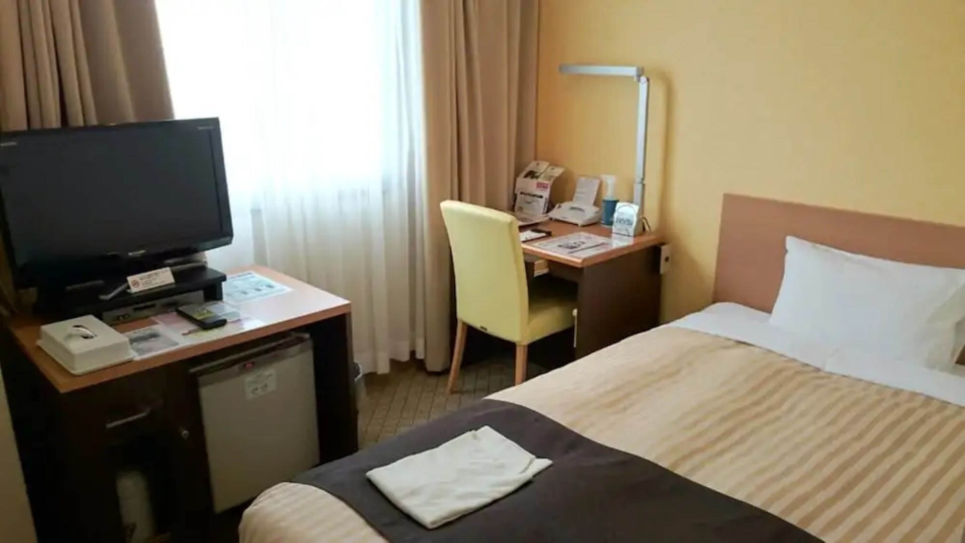 Grand Hotel God 奈中-Hiratsuka annex parking (self-propelled)