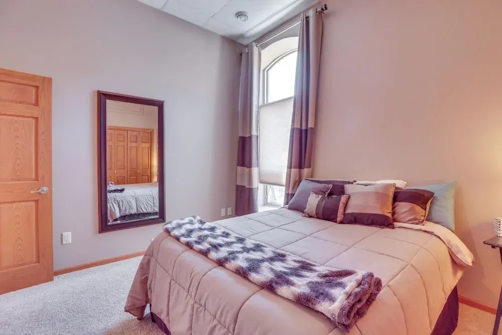 Mcgregor Condo w/ Brewery On-site: Steps to River!