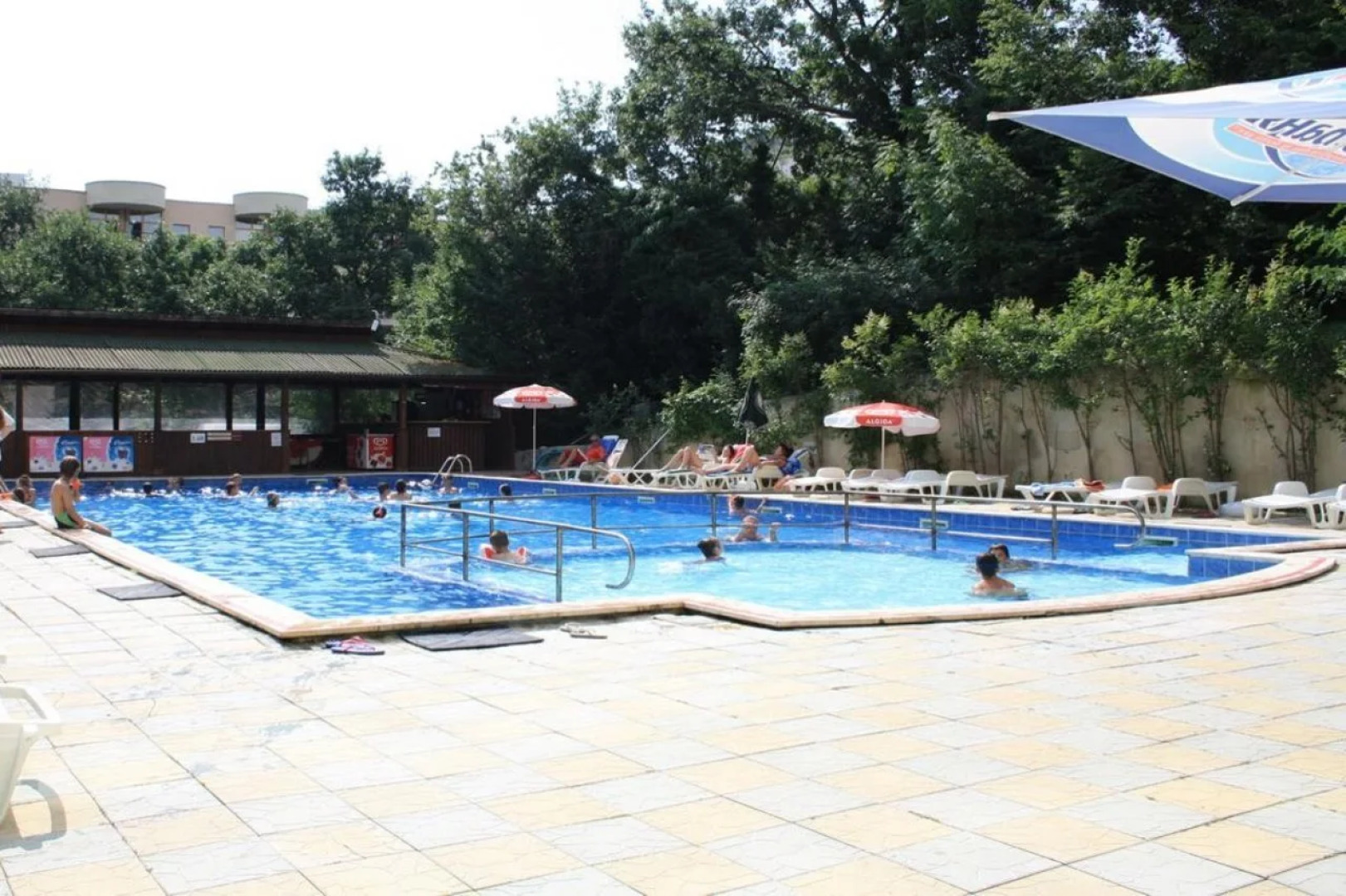 Sunny Varshava Hotel