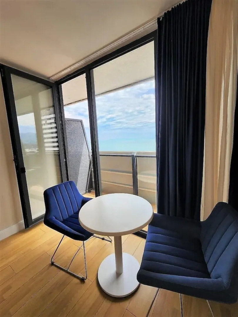 Апартаменты Orbi City