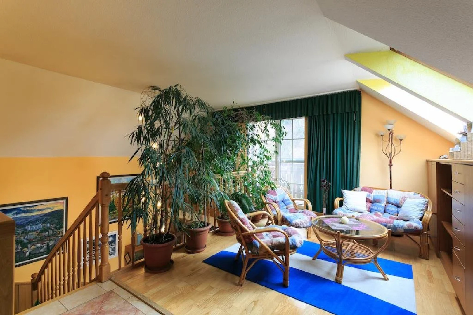 Penzion V Hluboké a Department Glamp