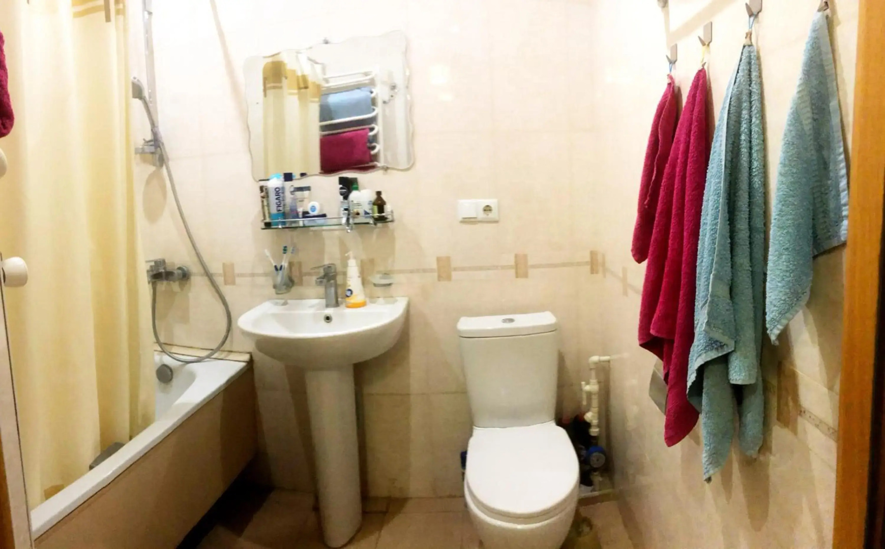 Евродвушка в Glendale Hills с видом на Арарат