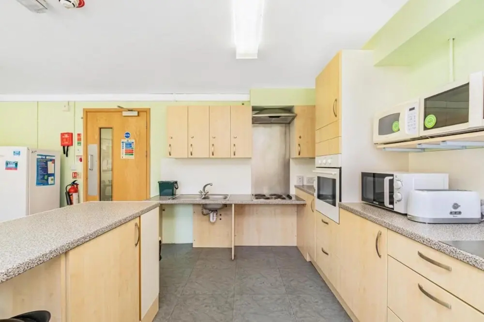 Vibrant Ensuite Rooms - HATFIELD - Hostel