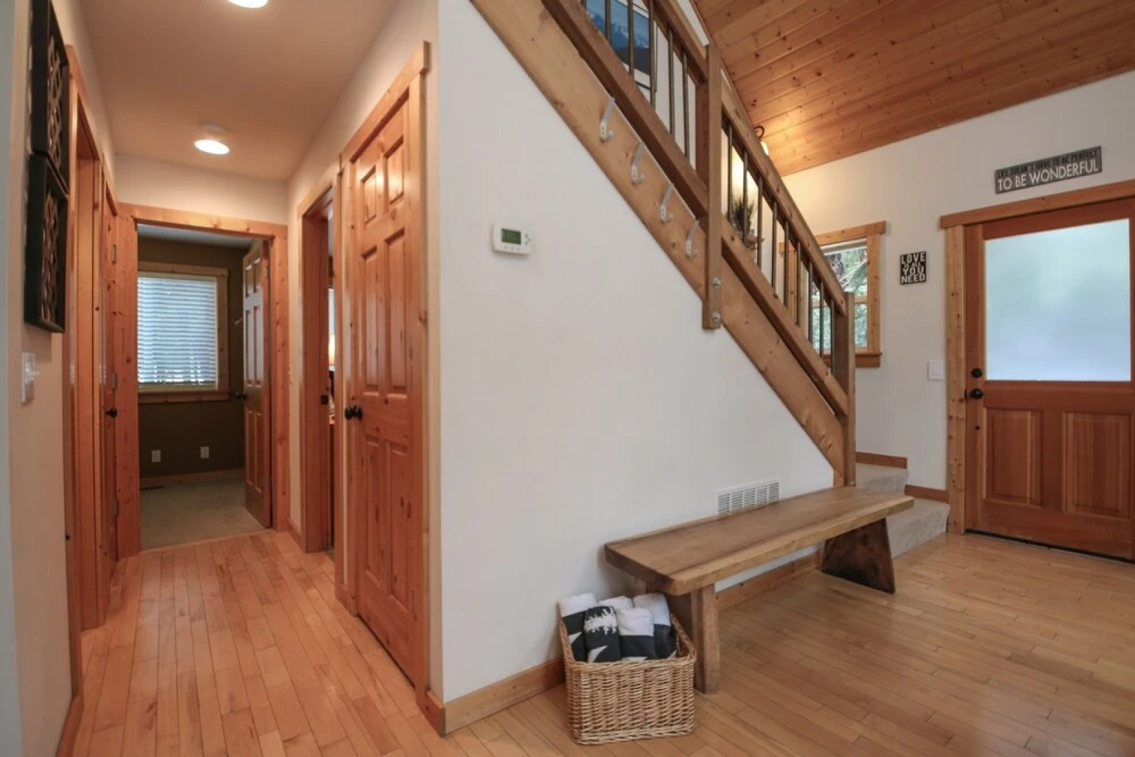 Cascades Adventure Cabin 2 Bedroom Home by NW Comfy Cabins by RedAwning