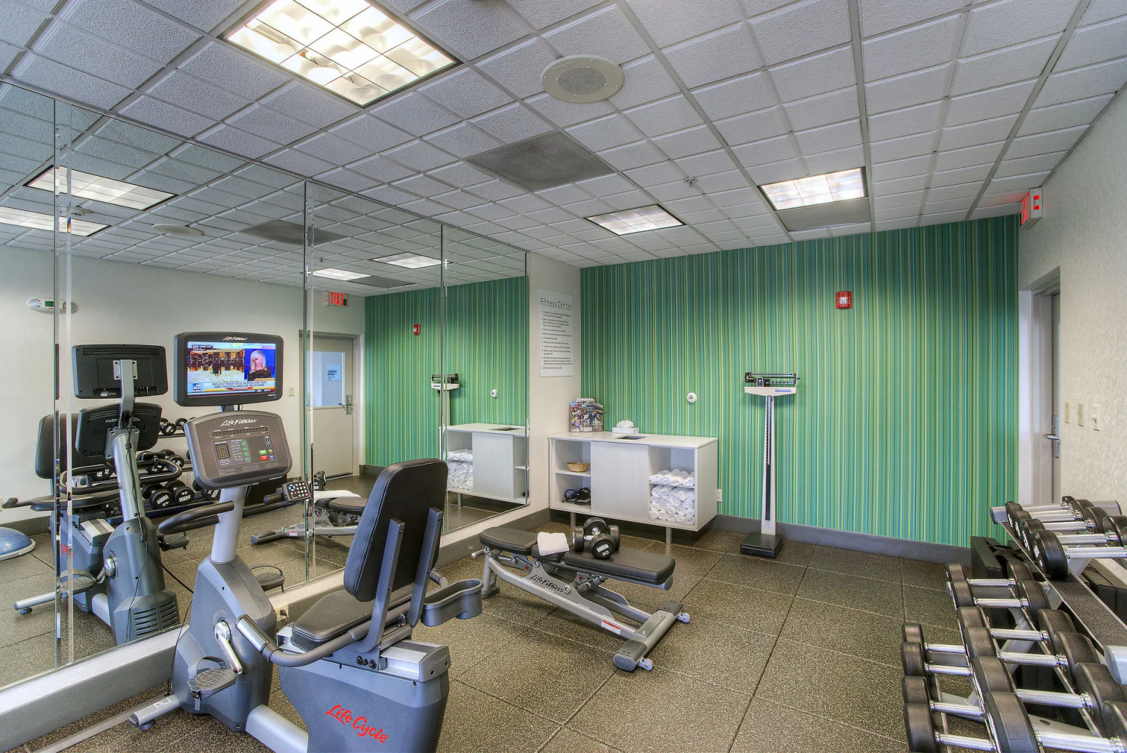 Holiday Inn Express & Suites Tempe by IHG