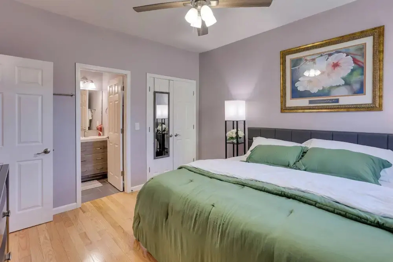 8 Mi to Louisville: New Albany Home w/ Grill!