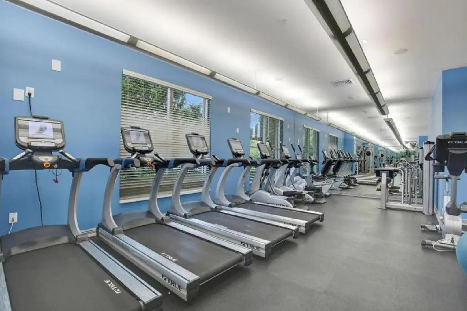 SUMMER $PECIAL -2 Bed/2 Bath Beach Suite-Marina Village-Beach1000 steps-6 guests