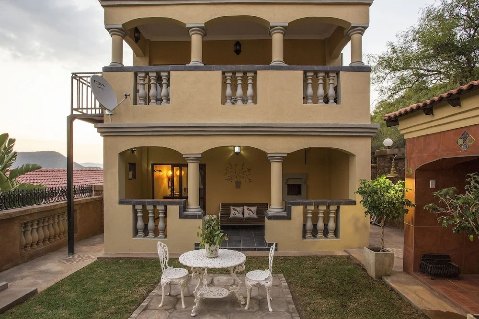 The Royal Palm Bed & Breakfast