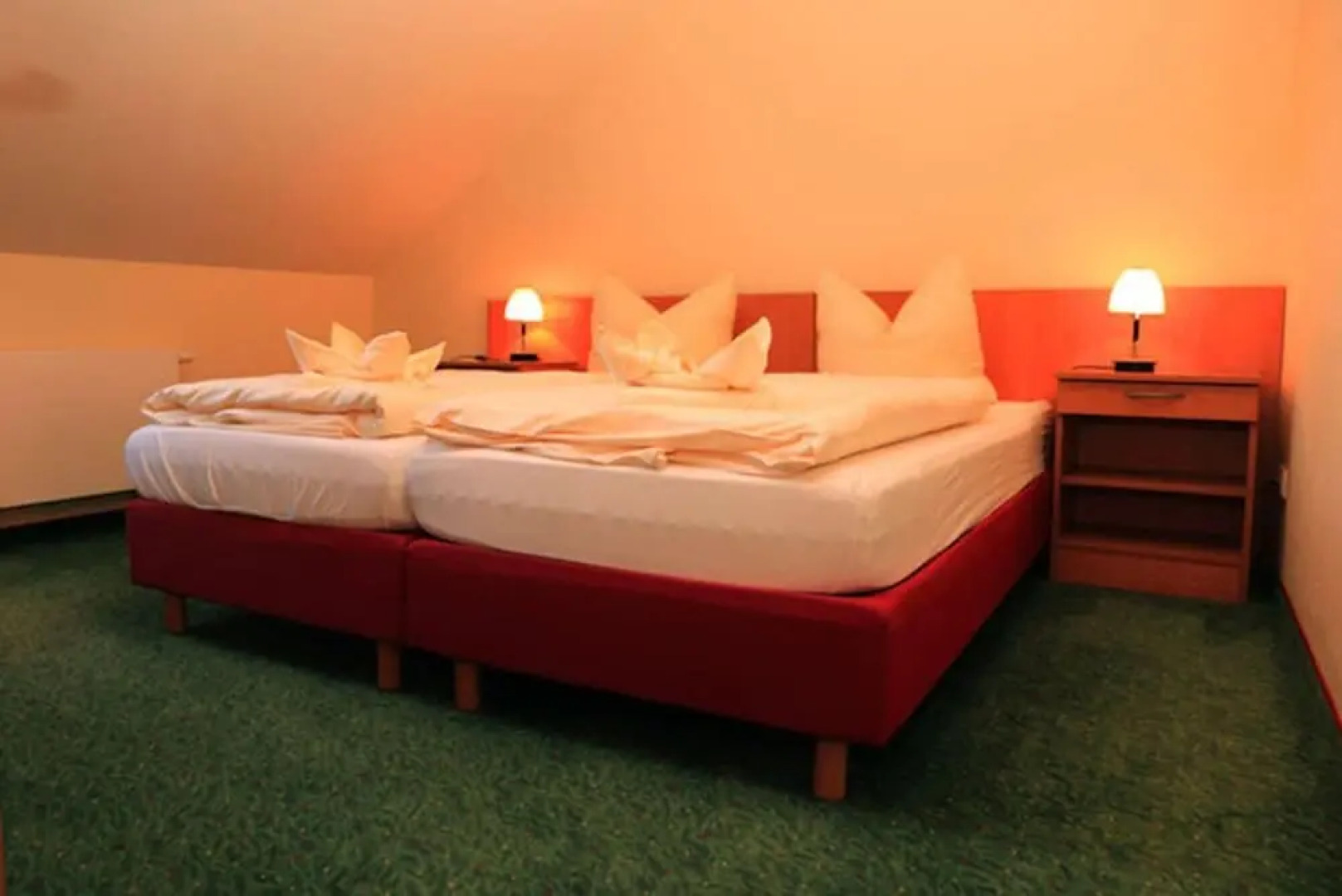 Strandhotel & Restaurant Mirow