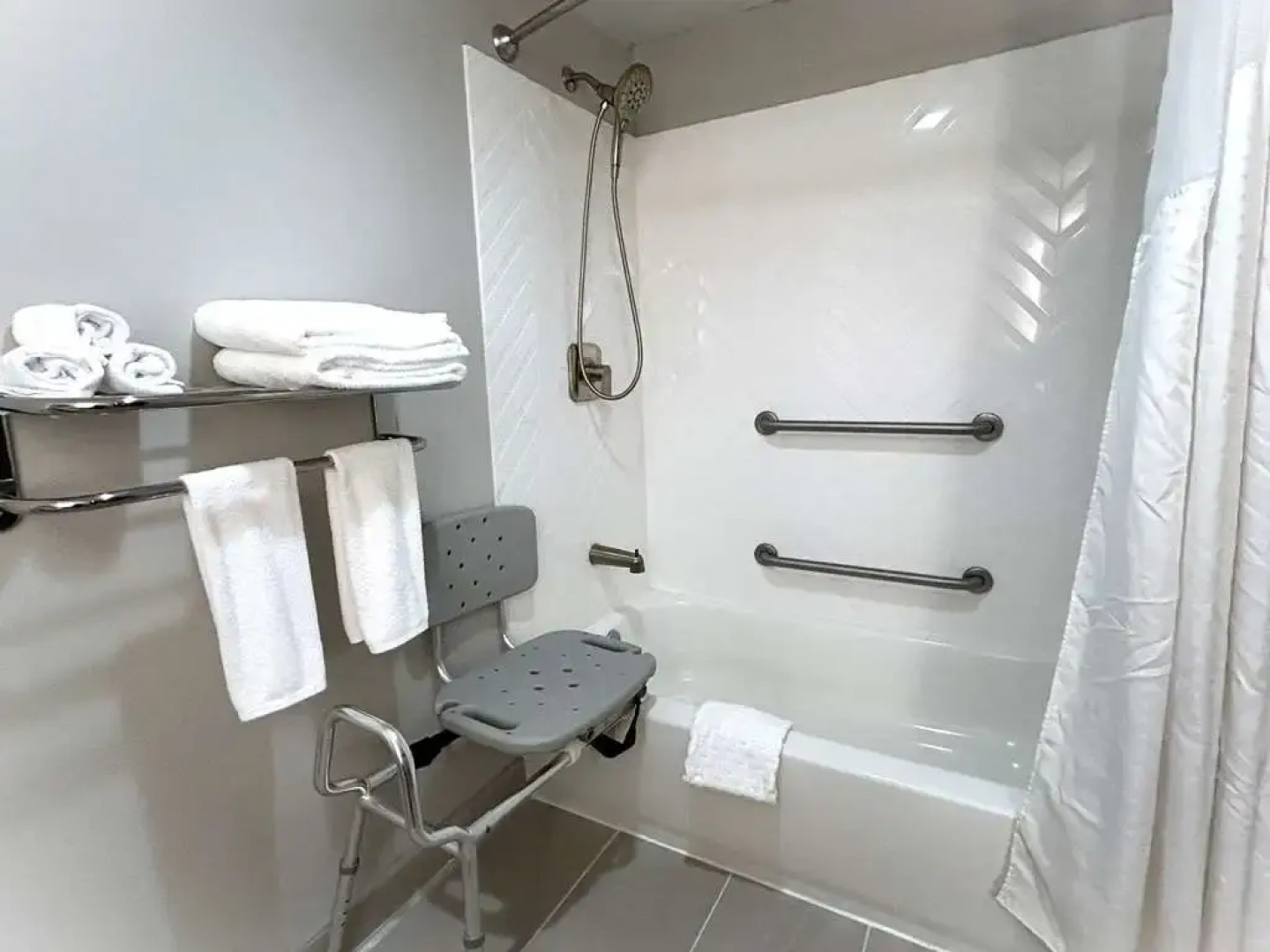 Best Western Plus Heritage Rail Inn & Suites