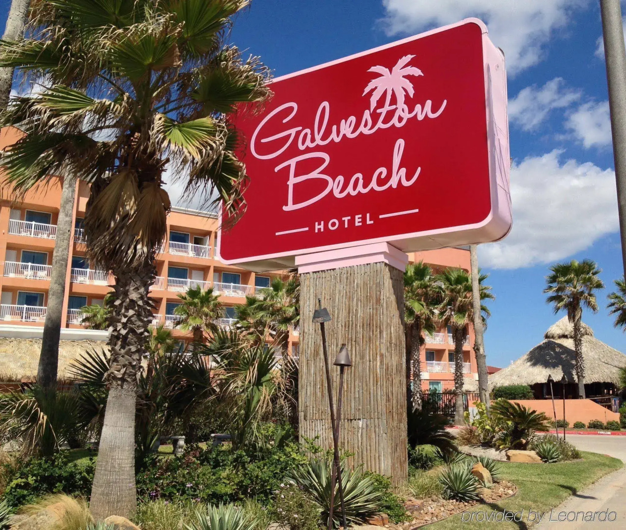 DoubleTree by Hilton Hotel Galveston Beach