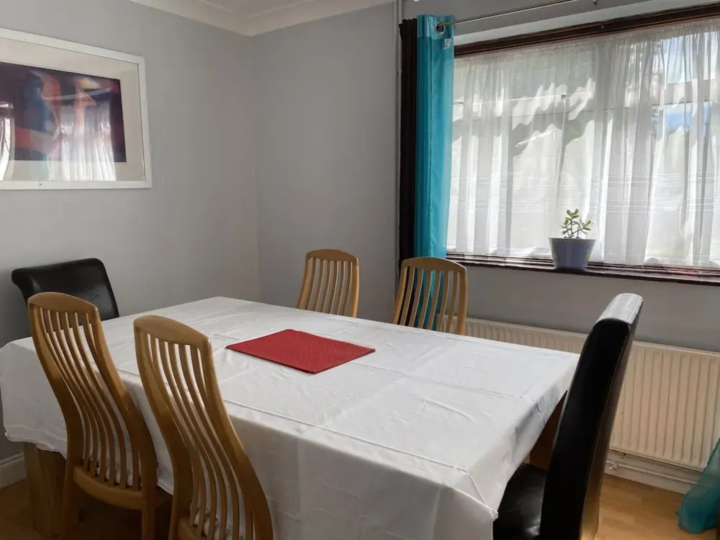 Huku Kwetu - Chelsea Garden