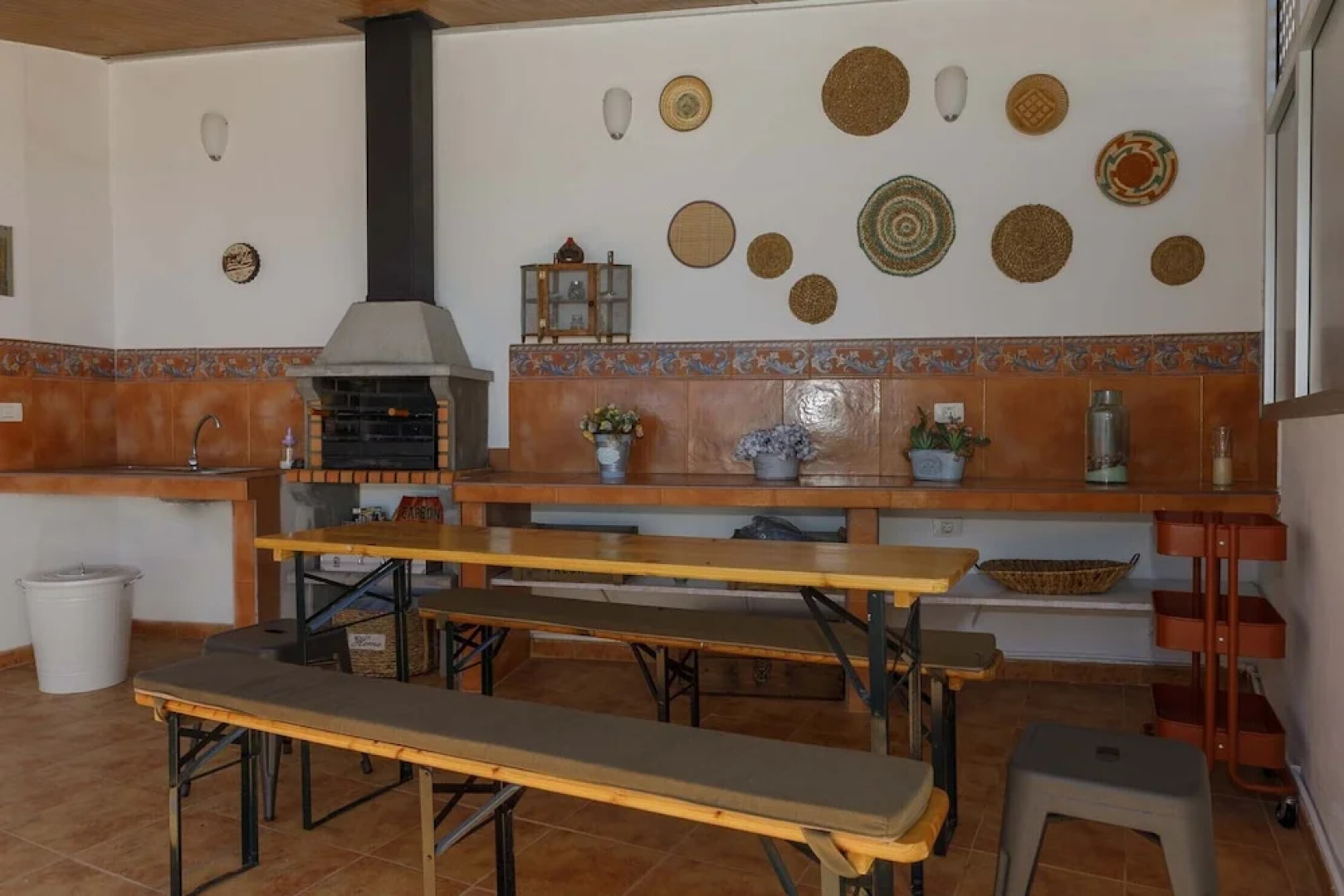 Modern & Chic Loft Apt. *Terrace *BBQ *Parking