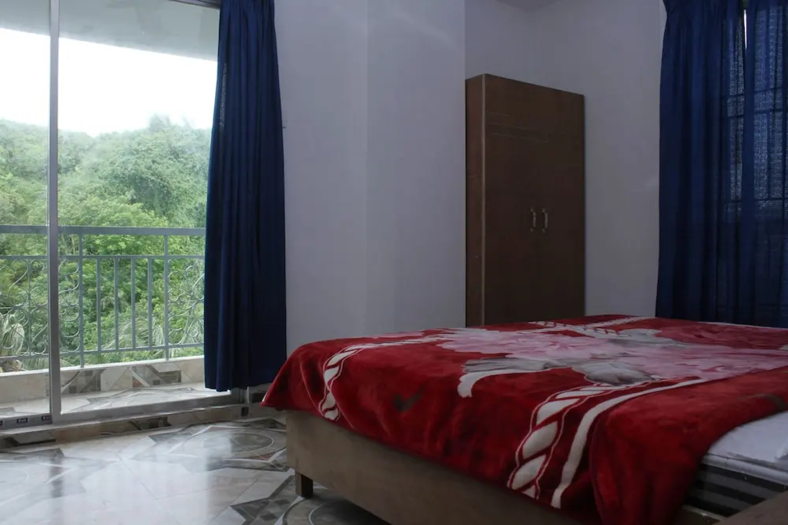 Hotel Hyperion Sea World