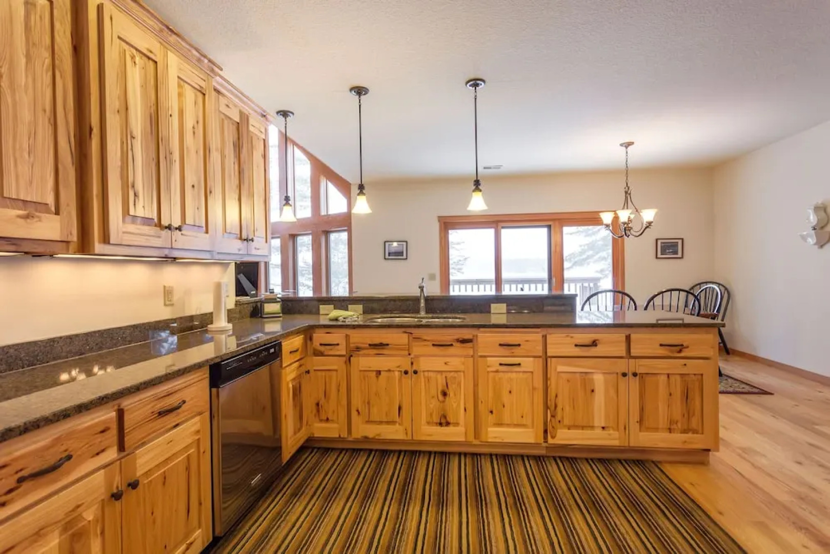 Copperwood #17 - 3 Br Condo