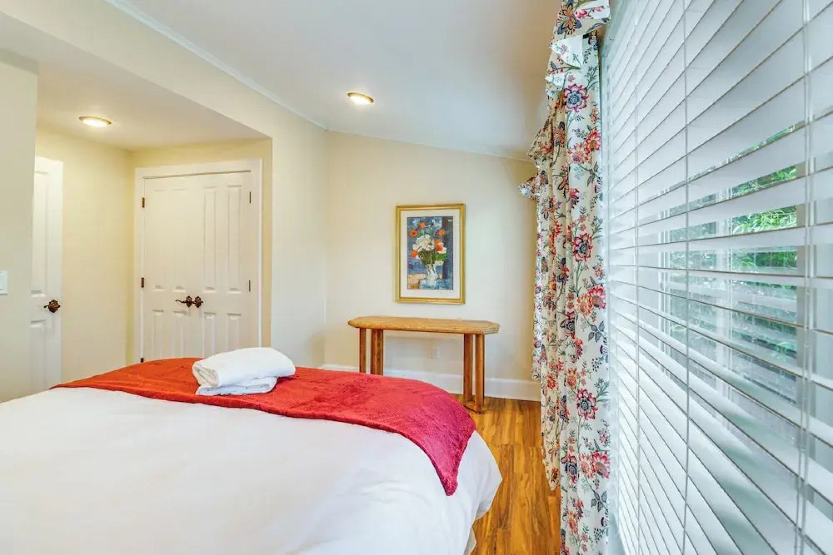 Walk to Waterfront: Downtown Elizabeth City Home!